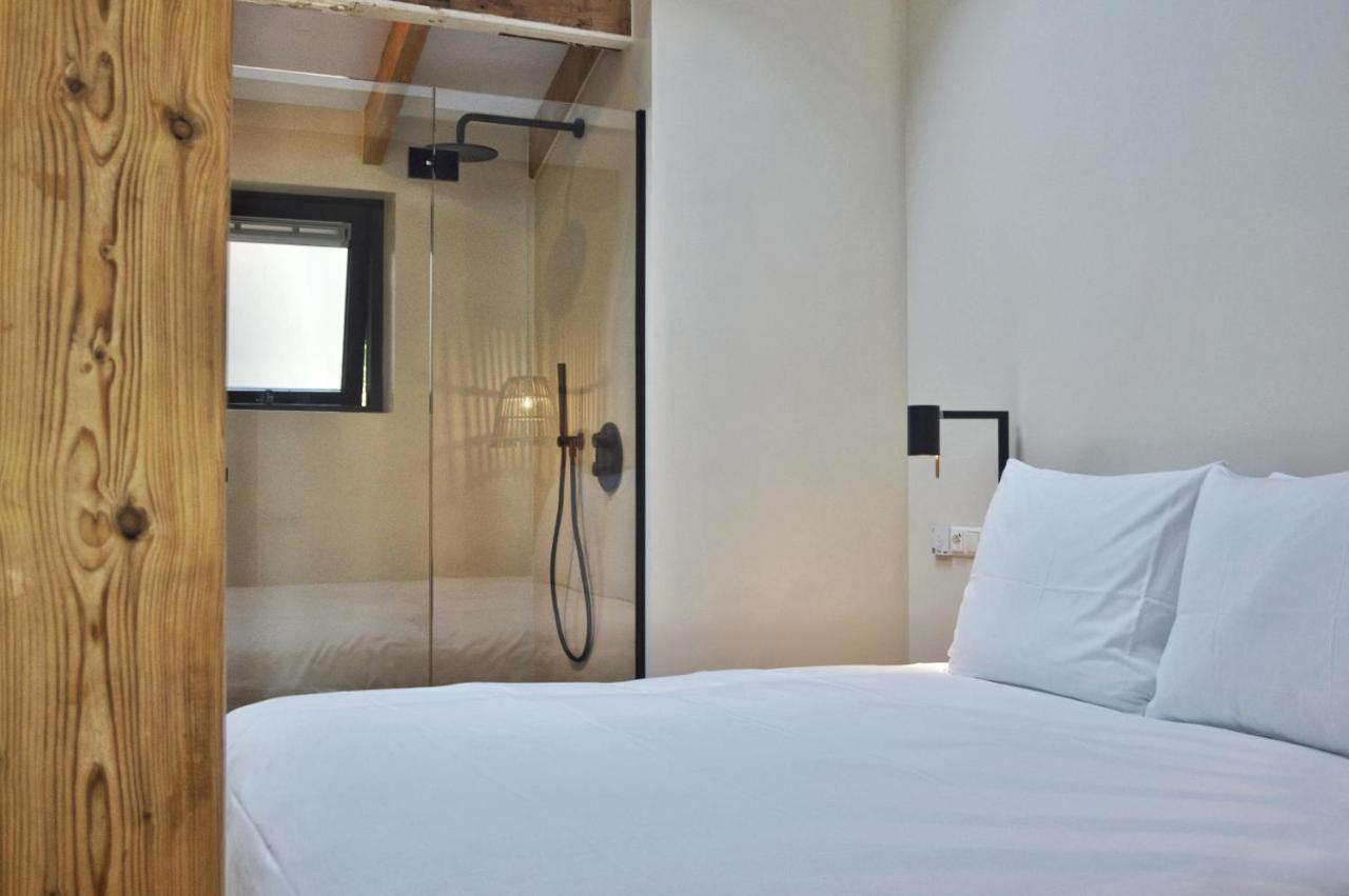 בורן Van Heeckeren Apartments & Suites Buren מראה חיצוני תמונה